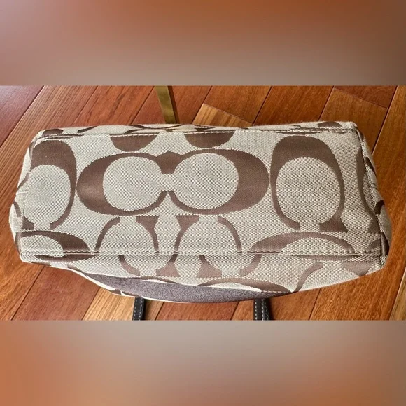 Coach Signature Monogram Khaki/Brown Stripe Tote/Shoulder Bag - Picture 7 of 11